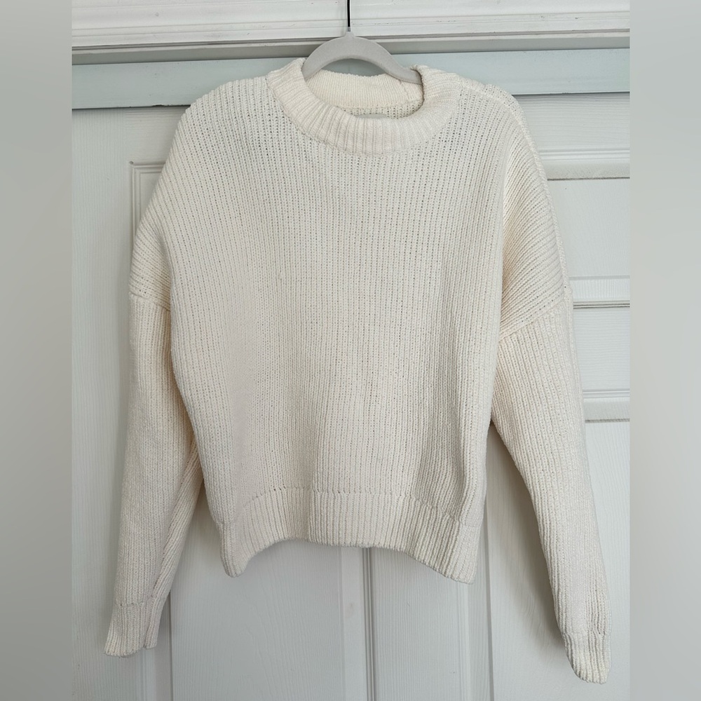 Abercrombie and fitch women’s sweater